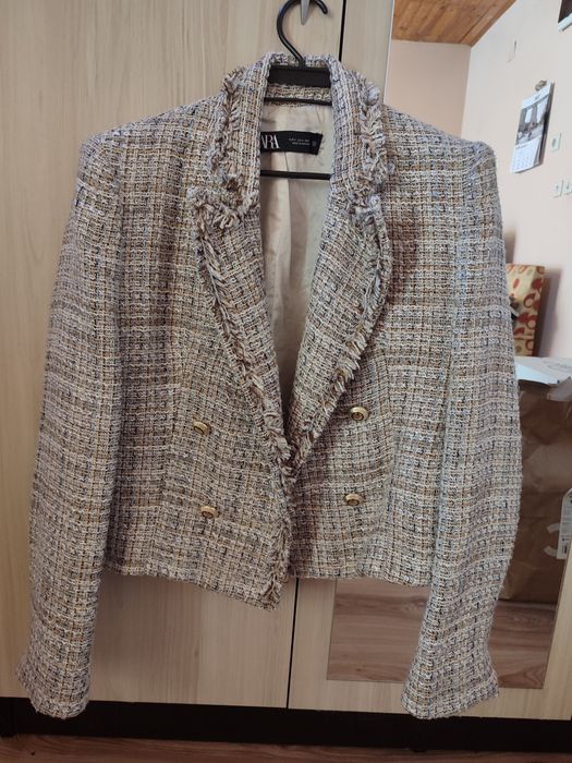 Сако от букле на Zara