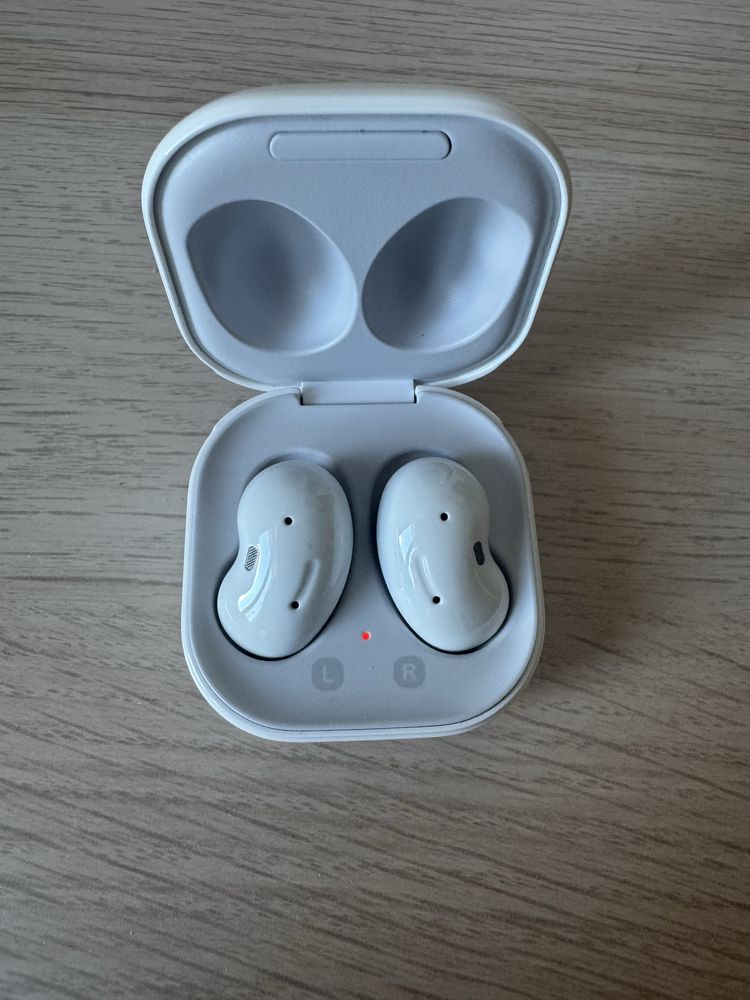 Casti Wireless Samsung Galaxy Buds Live