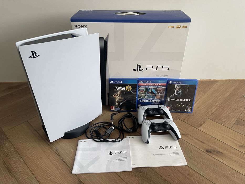 PlayStation 5 с дисководом