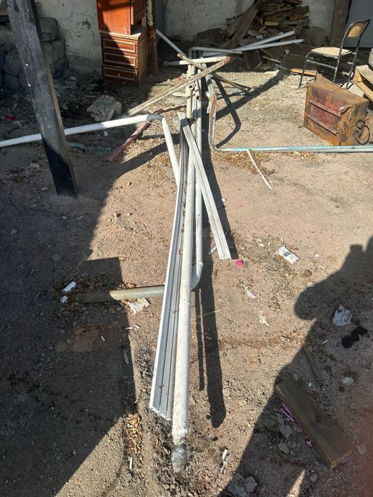 Продается паровой печь, чугунные батареи и трубы