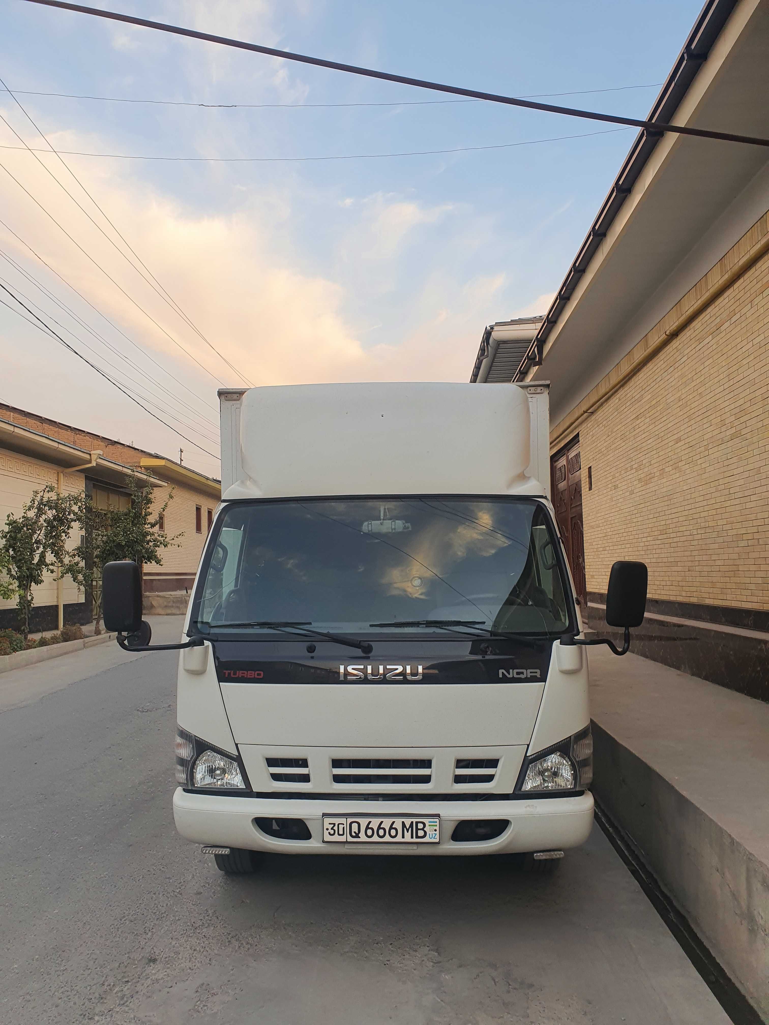 ISUZU NQR79pl zavodskoy