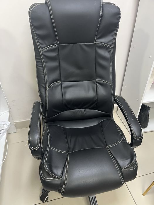 Продам офисный стол