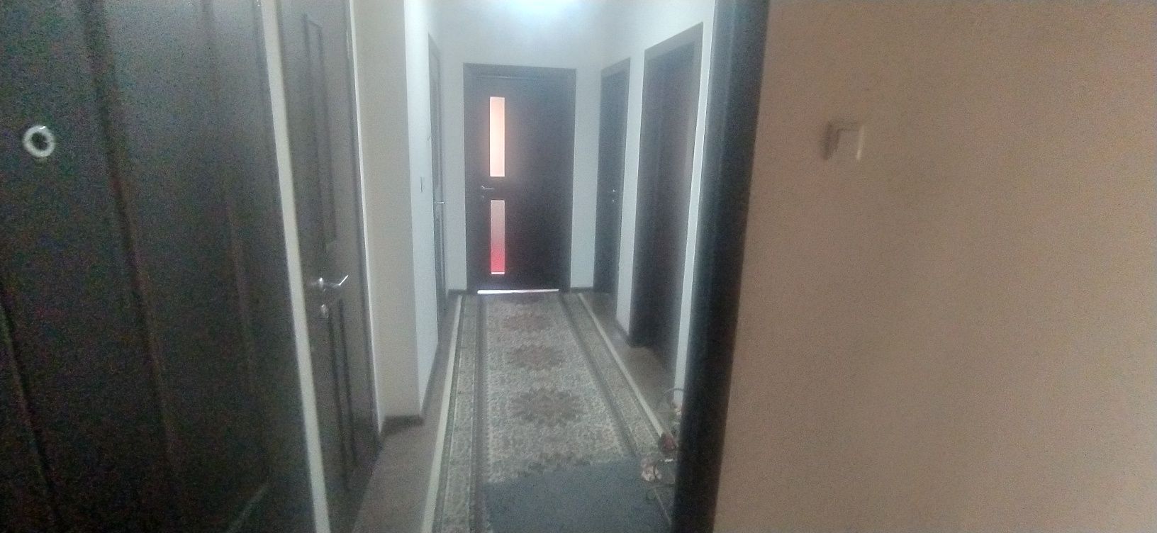 Yangi hayot tumanida 2 xonali uy ijaraga beriladi