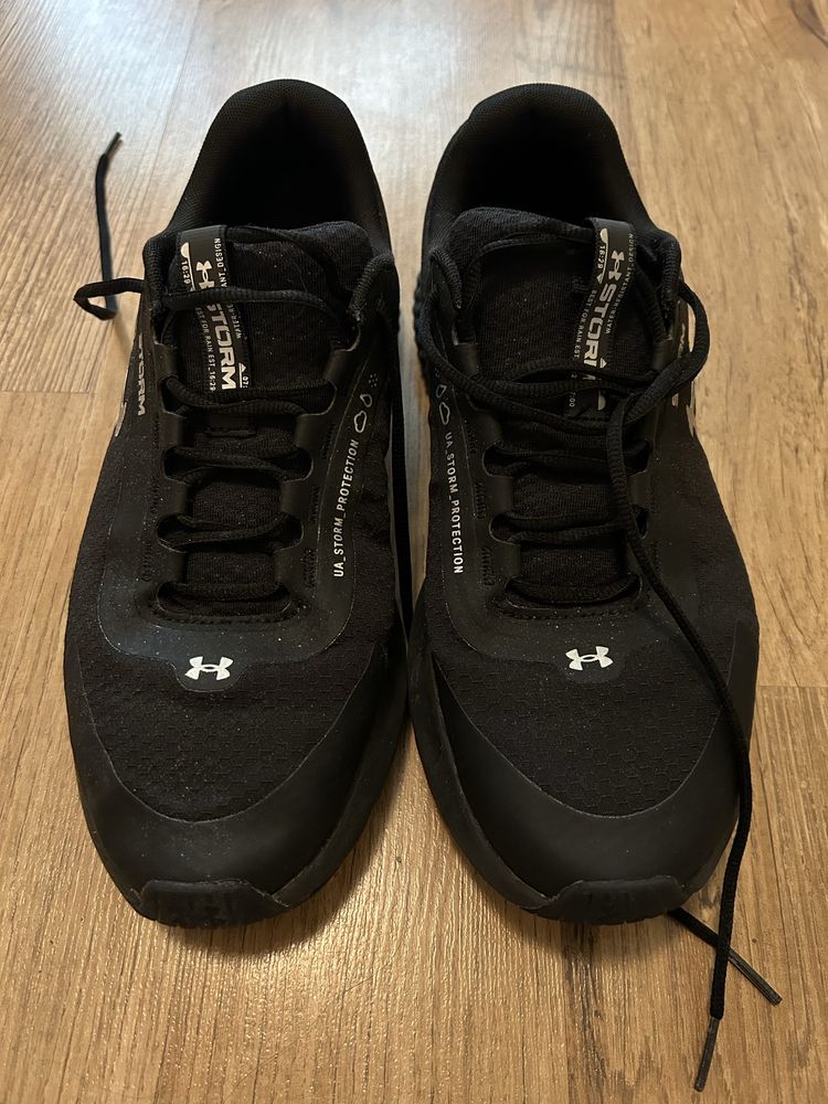 Under Armour маратонки