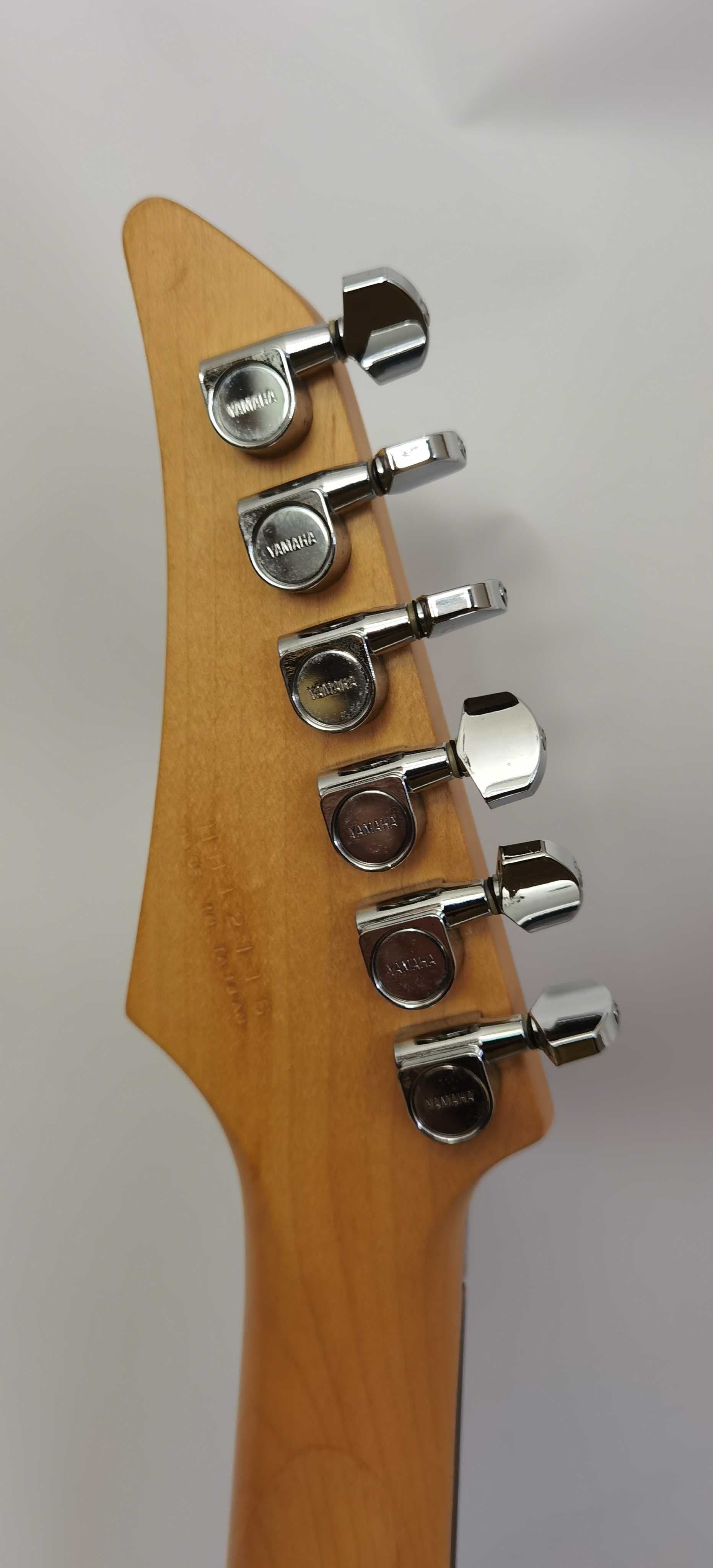 Китара Yamaha RGX321