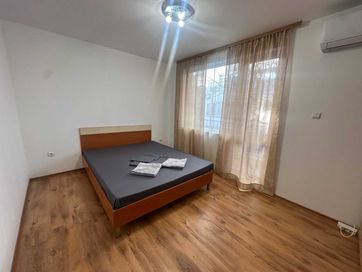 Отдавам апартамент за нощувки в Центъра на Варна