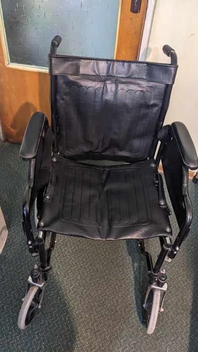 Scaun rotile pliabil