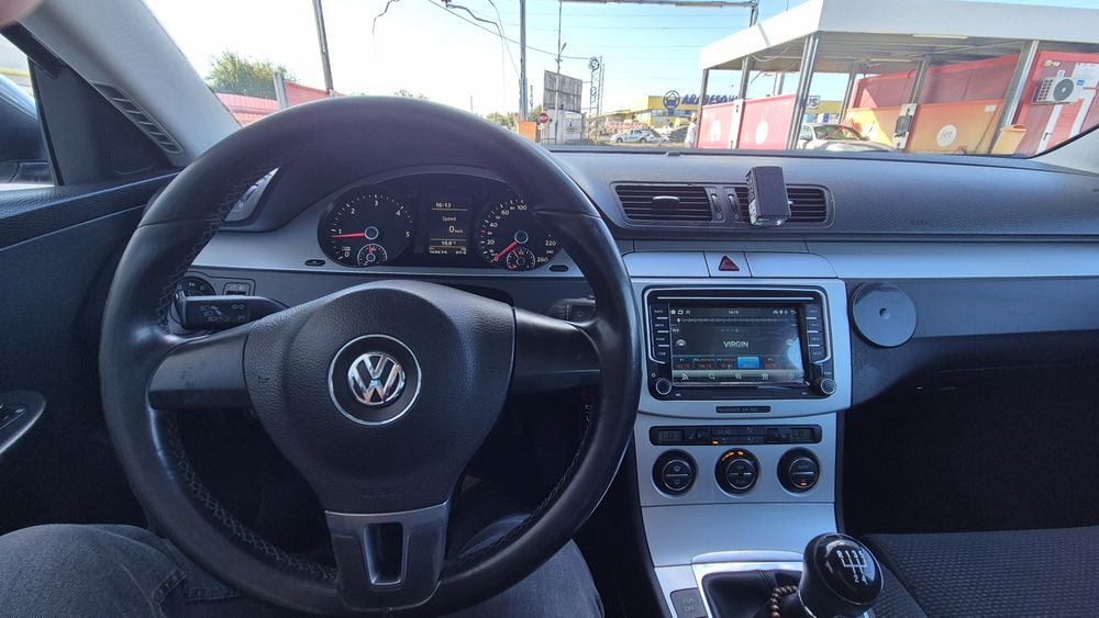 VW Passat 2010 berlina 2.o 110 cp.
