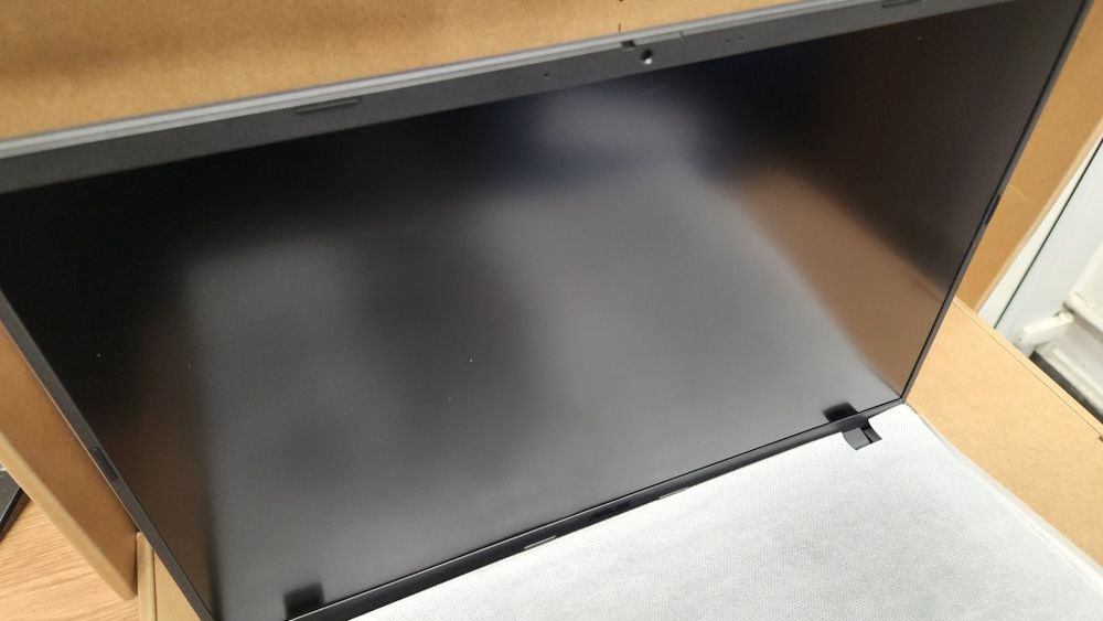 Hope Amanet P11-Asus V16 NOU/intel core 7 240H/M2 512gb/RTX4050-6gb