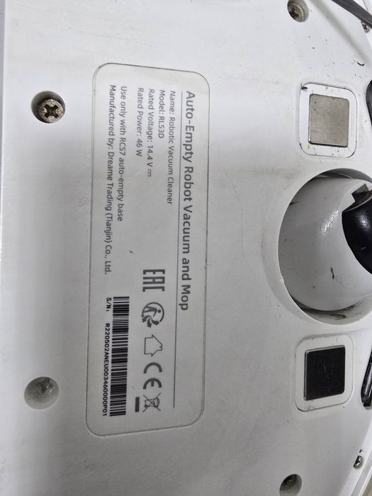 Продам робот пылесос Dreame D10 Plus.