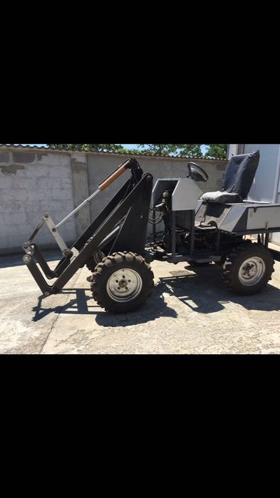 Челен товарач Гризли