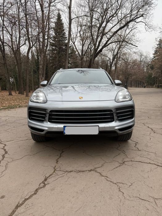 Porche Cayenne  model 2020