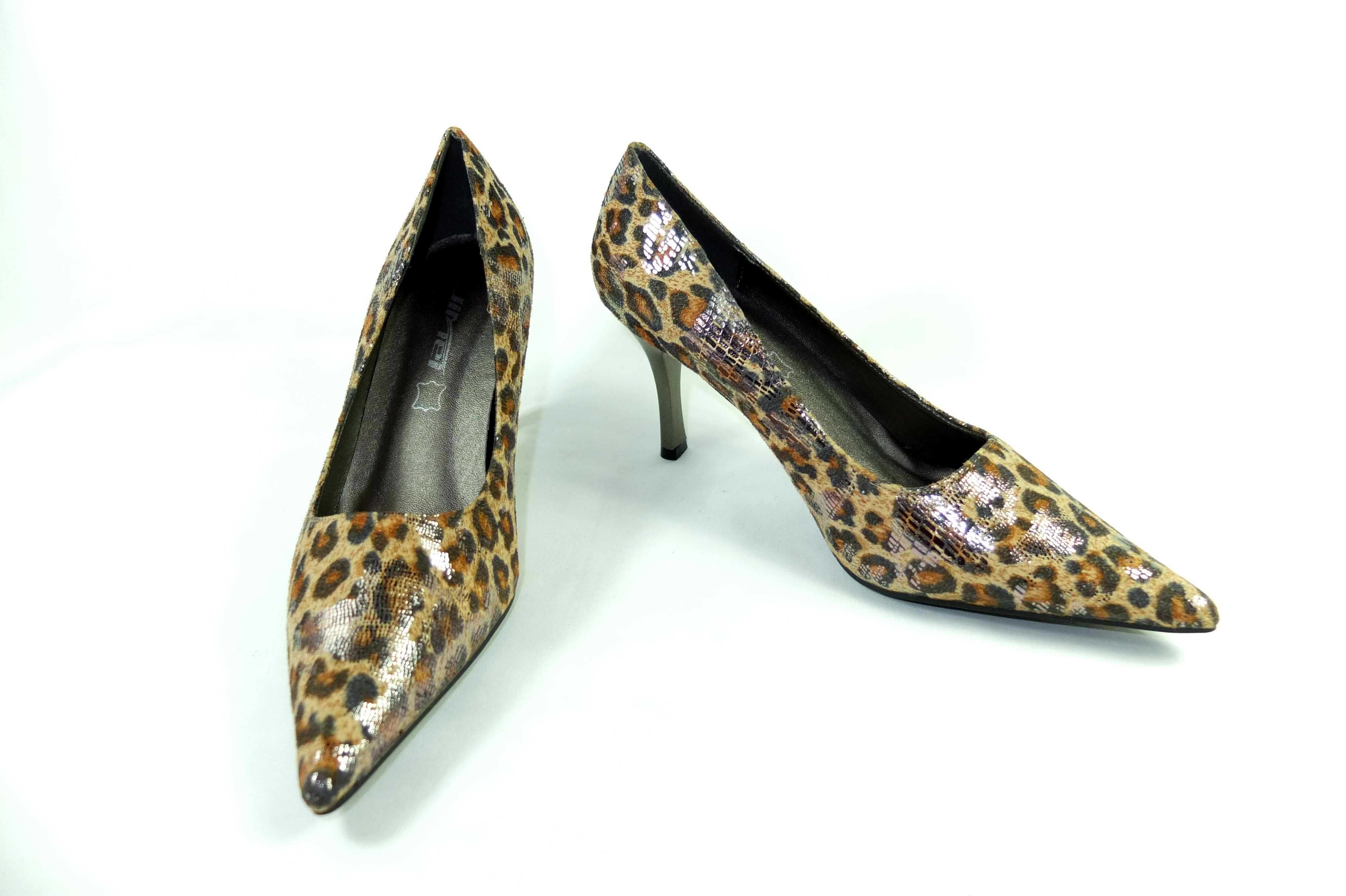 Pantofi cu toc Animal print-Leopard Masura 35-36 schimb cu diverse