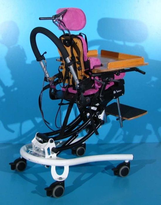 Scaun pozitionare pentru copii cu handicap, cu roti - Rehatec