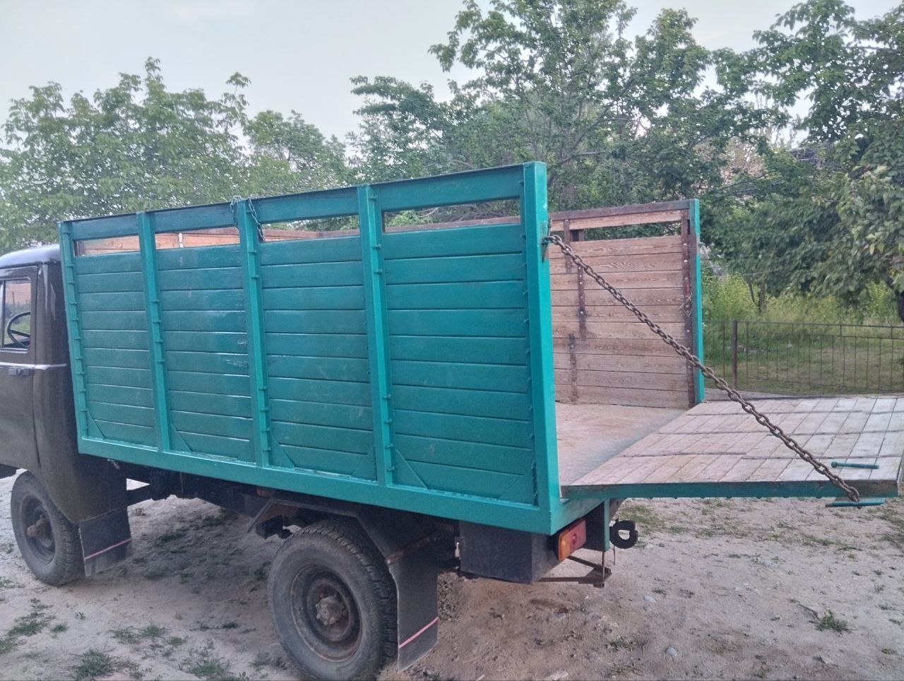 UAZ сотилади 1991 йил