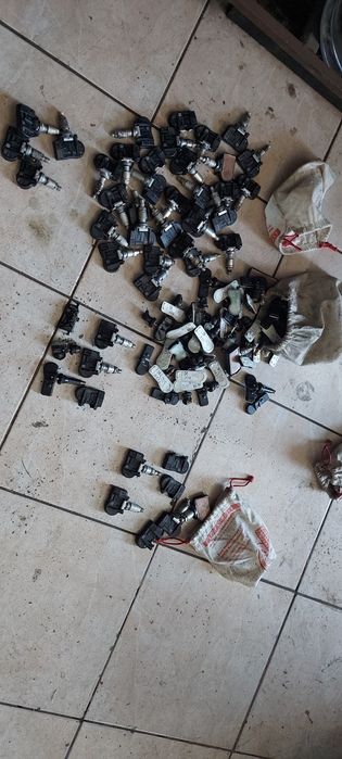 senzori presiune roti pt Renault Nissan Dacia