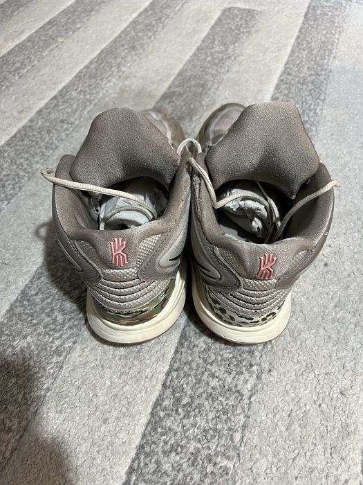 Kyrie Infinity Leopard Camo