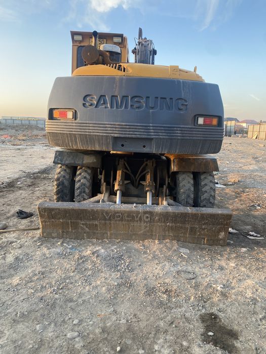 Ekskavator sotiladi samsung