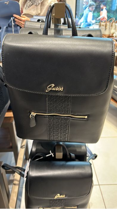 ghiozdan Guess original