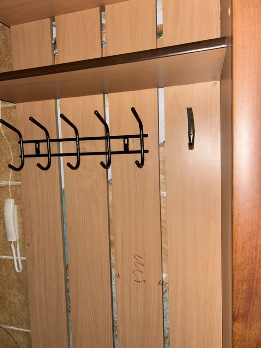 Продам шкаф в прихожку