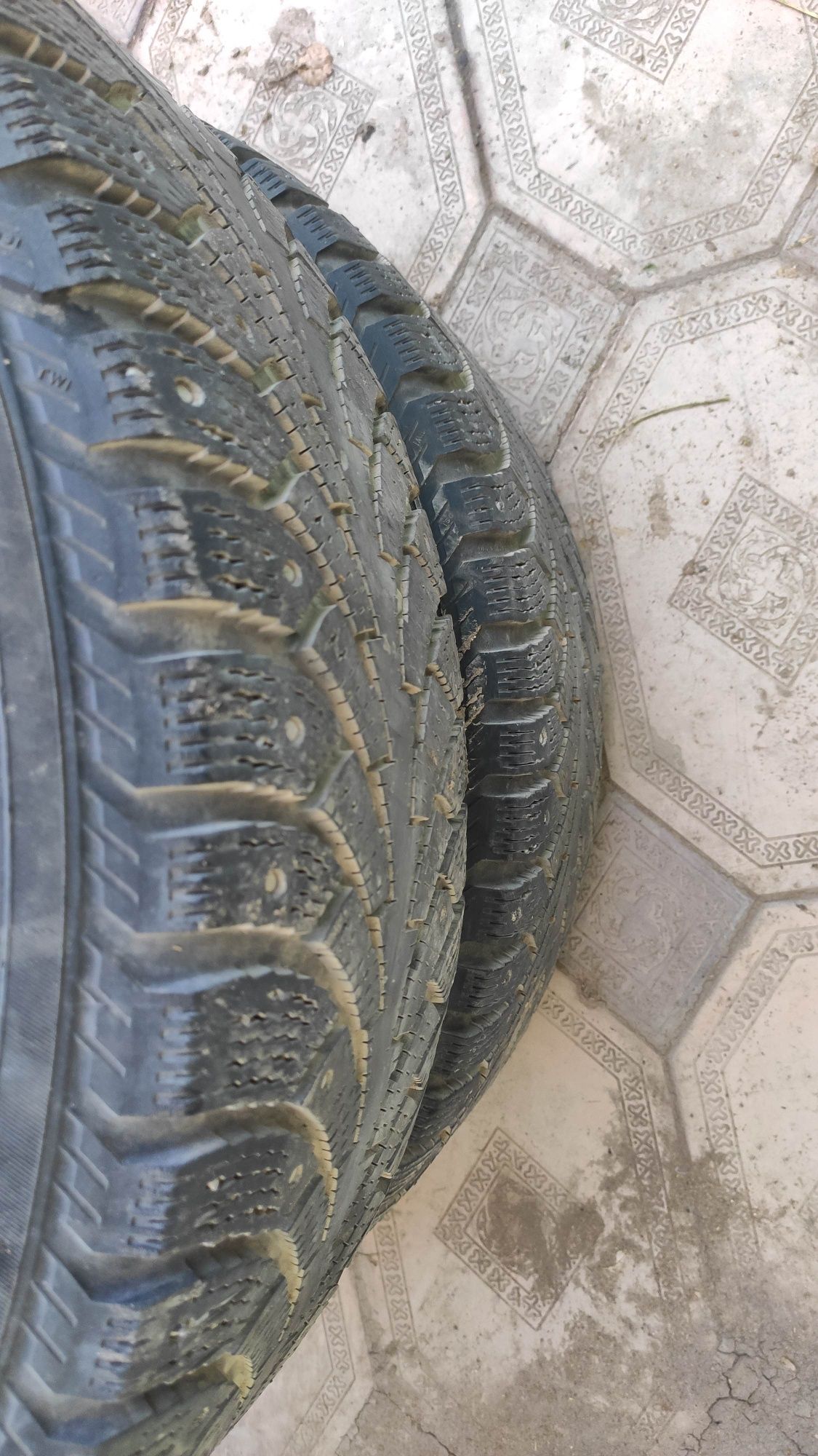 Продам шины 235/55 R17