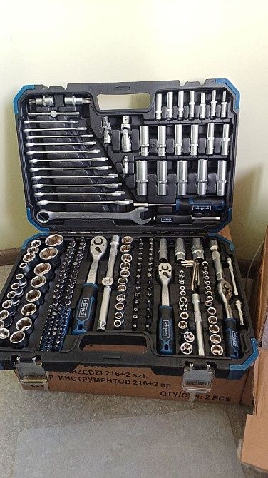 Trusa scule 38841 216 piese.Trusa chei 216.Trusa tubulare 216 GERMANIA