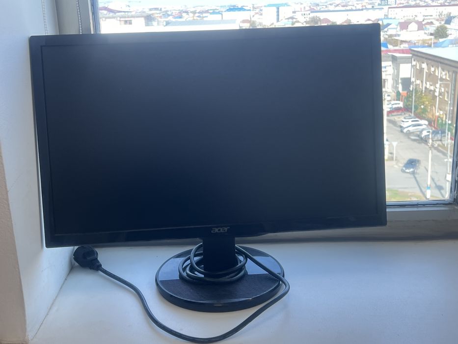 Монитор новый за 15 000