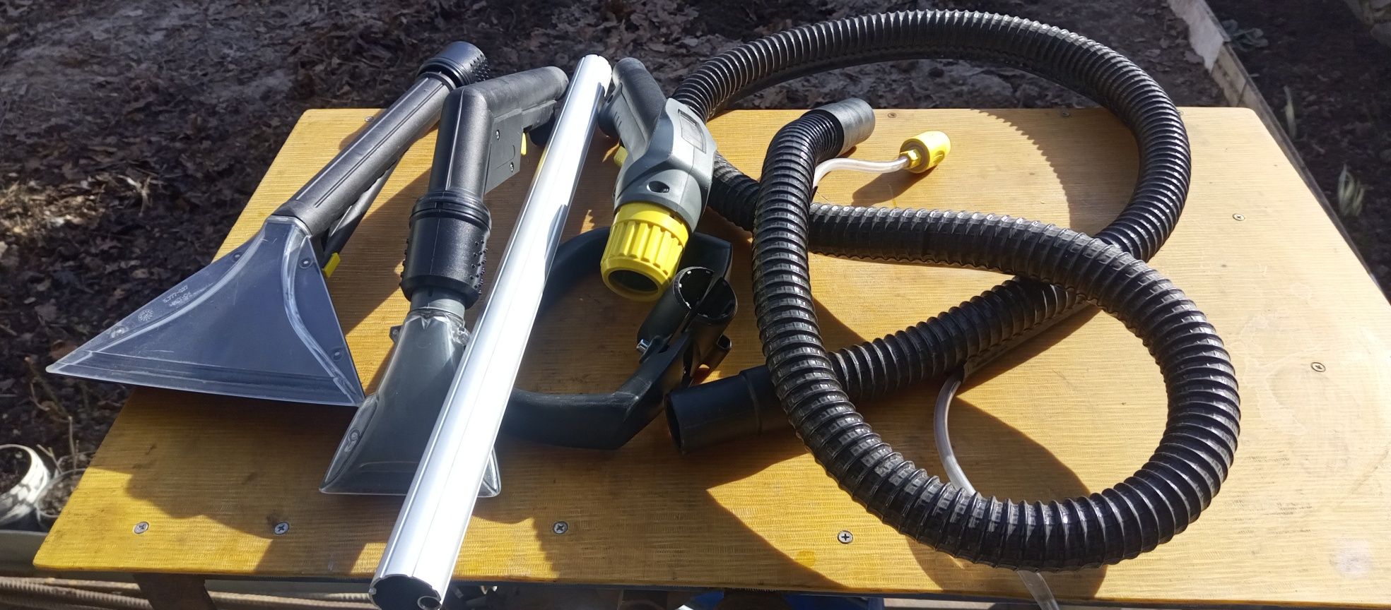 Пылесос , Karcher"Puzzi" 8/1c