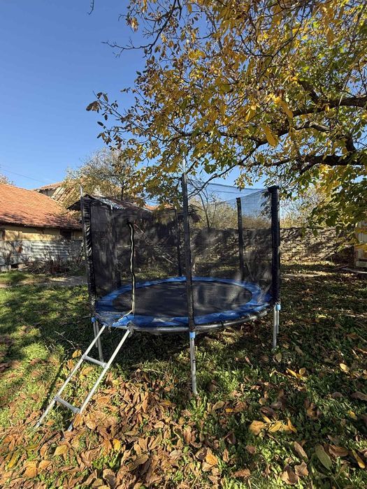 Батут за скачане