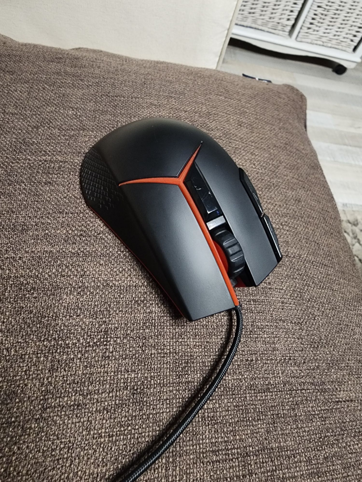 Геймърска мишка Lenovo Y Gaming Precision Mouse