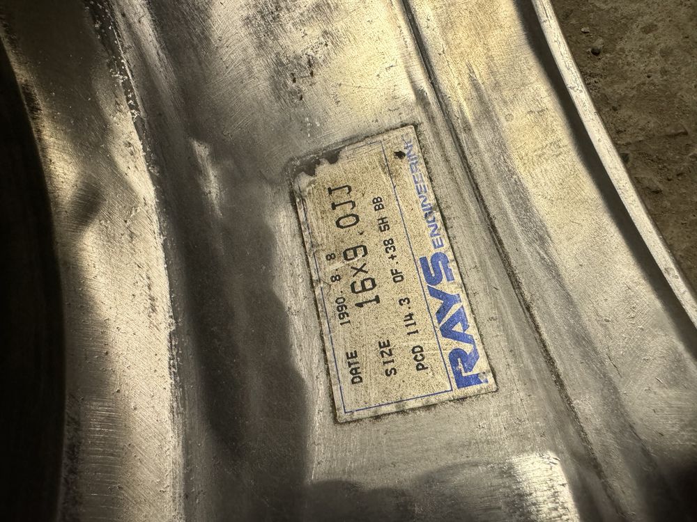 Diska sotiladi r16