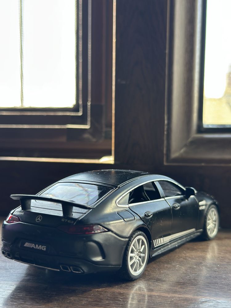 BMW и Mercedes “Akula” — коллекционные модели 1
