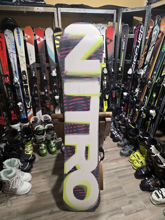 Placa snowboard Nitro, 152cm.