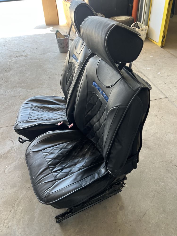 Седалки за Мерцедес w210