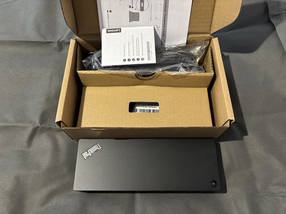 ThinkPad dock Thunderbolt 4