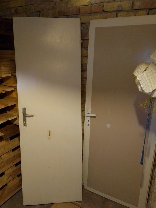 Интериорни врати