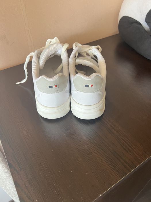 Продавам маратонки US POLO