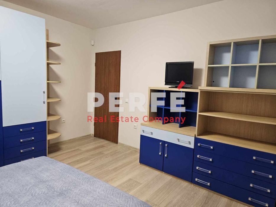 Дава се под наем Тристаен апартамент в Бургас, Център - 90 кв.м за 1100 € - Снимка #5