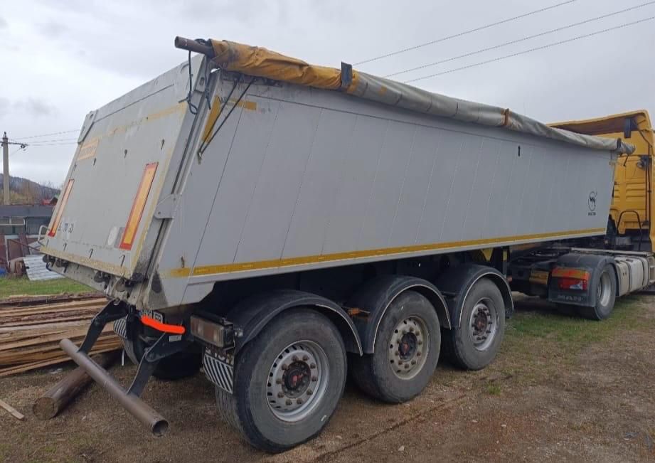 Semiremorca aluminiu