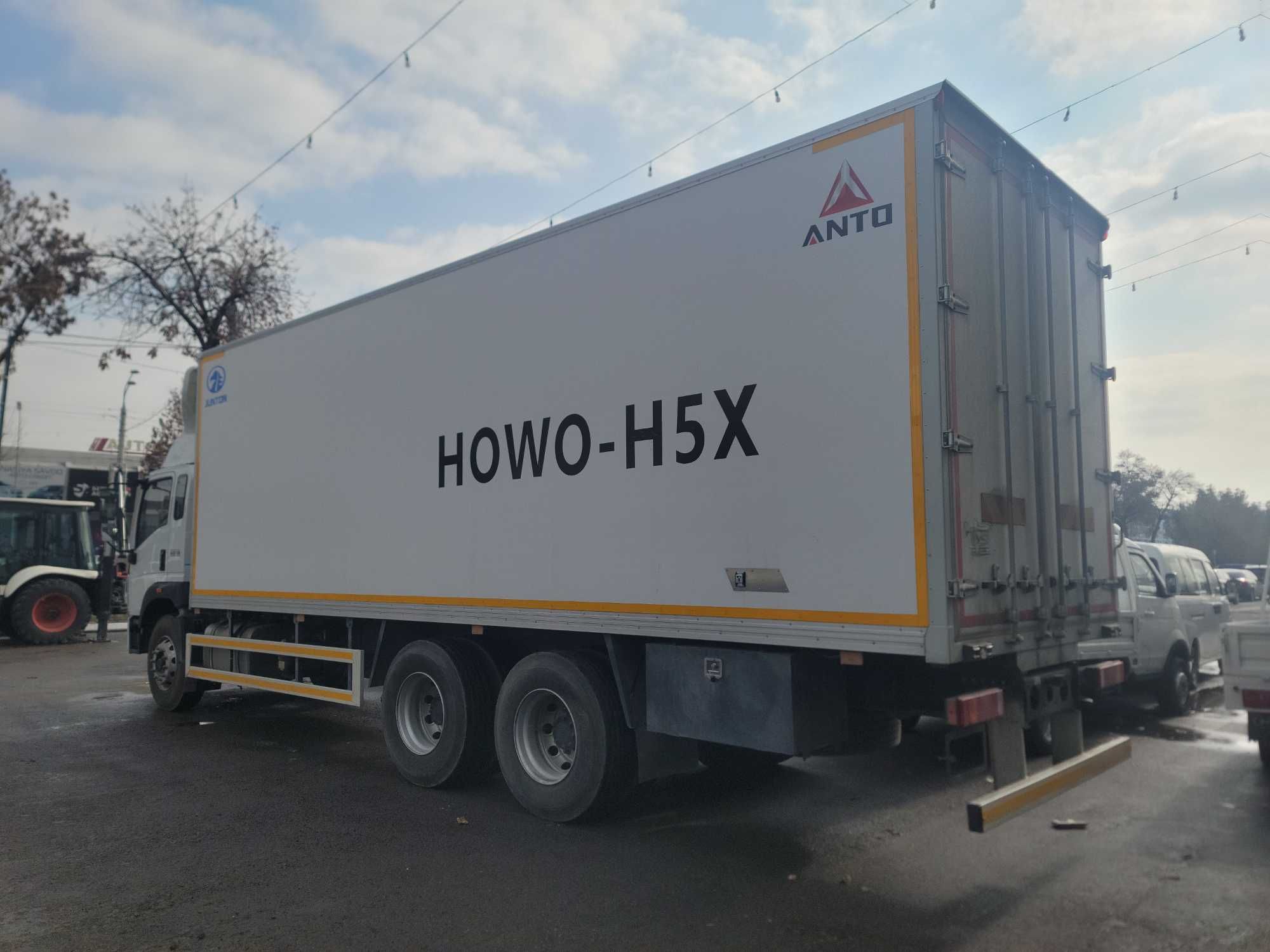 Автофургон Howo H5X 9м Дизельный