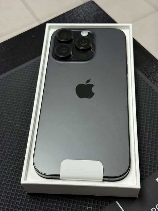 Apple iPhone 16 Pro,Black Titanium,128GB *КатоНов*17м Гаранция*