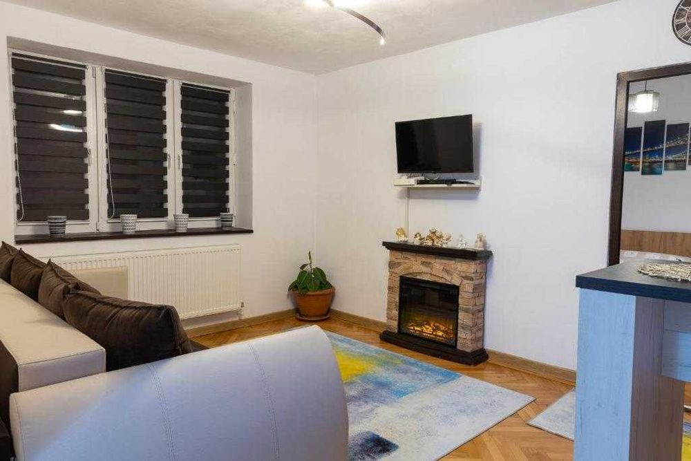 Apartament ultra central in regim hotelier Petrosani