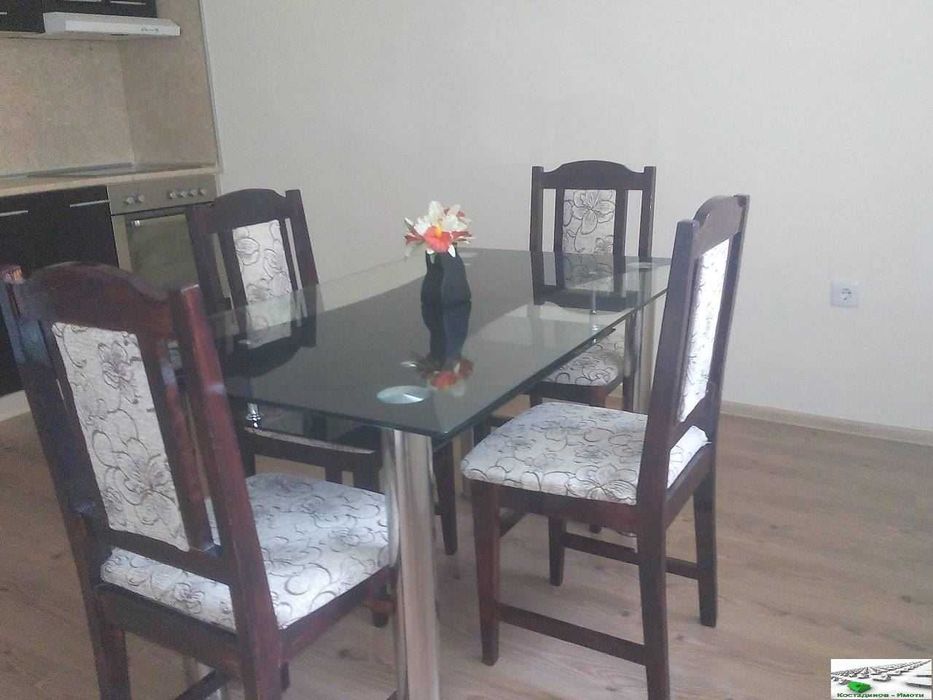 Дава се под наем Тристаен апартамент в Пловдив, Център - 90 кв.м за 561 € - Снимка #4