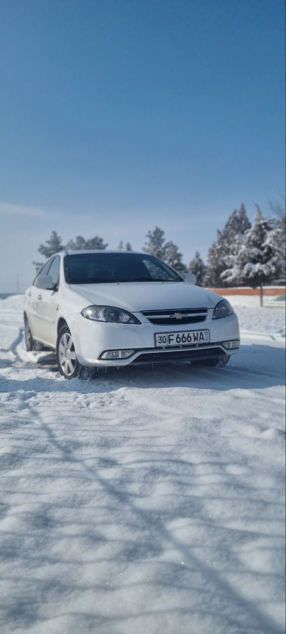 Chevrolet Gentra 1 pozitsiya gaz benzin 2021