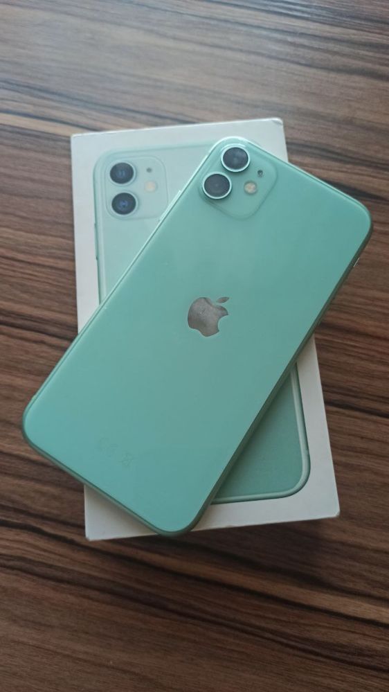 Iphone 11 (128 GB) в идеальном состояний. Срочно.