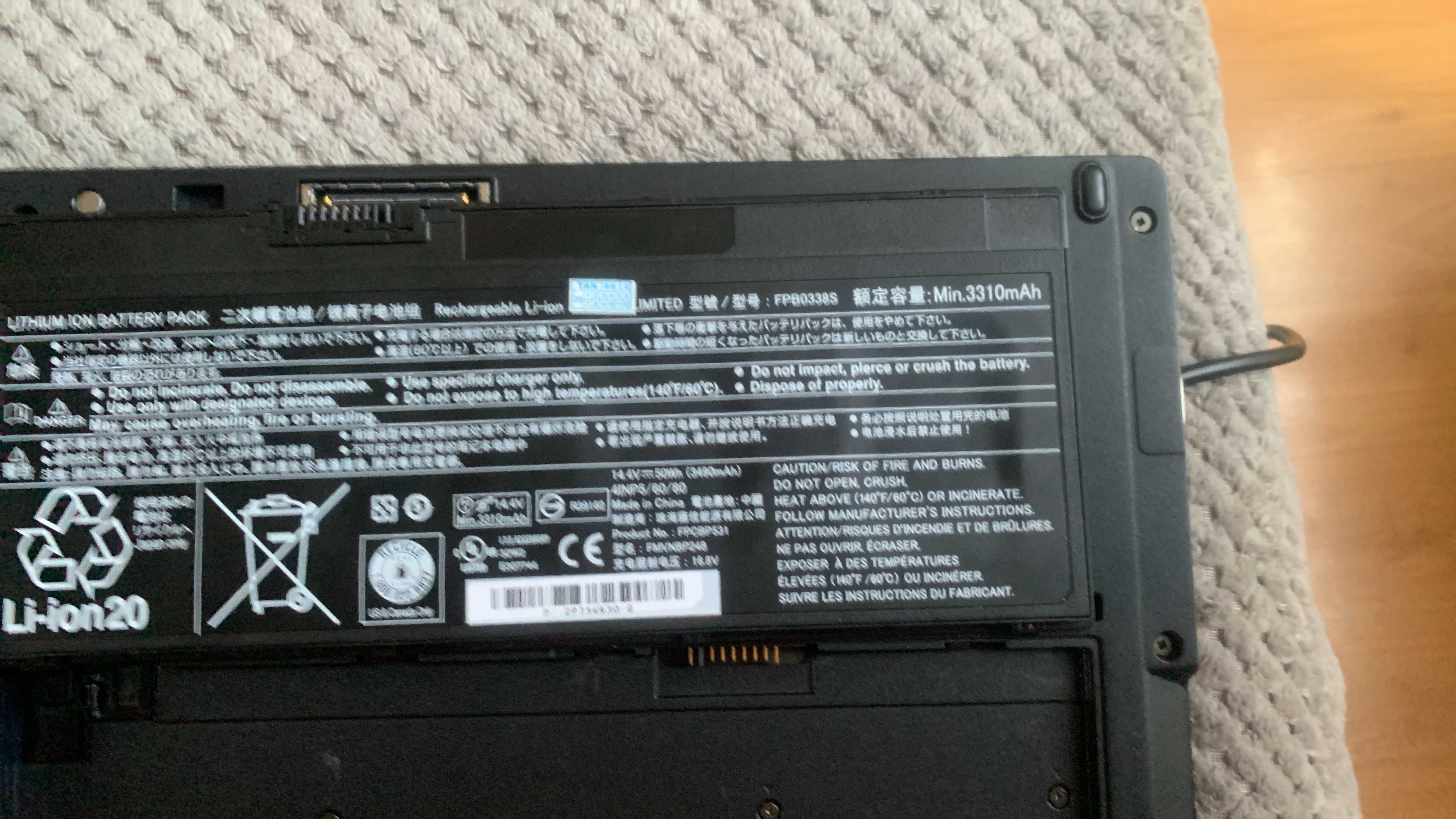 Fujitsu lifebook U747 , i7 ,  touch screen