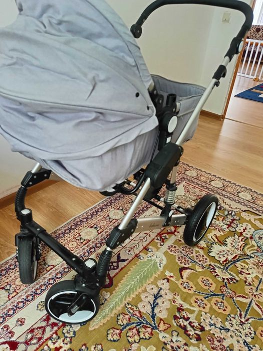 Продам коляску в отличном состоянии
