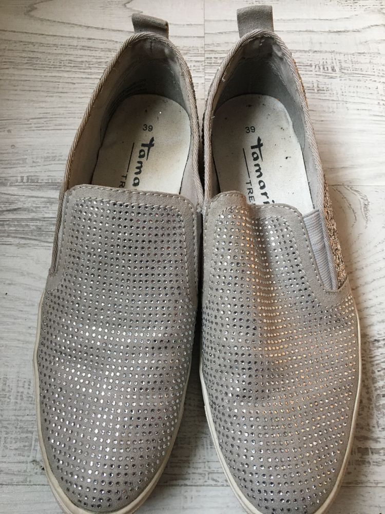 Дамски обивки  Tamaris сребристи 39н. 25 см