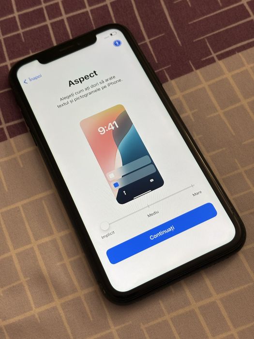 Iphone xr fara cutie