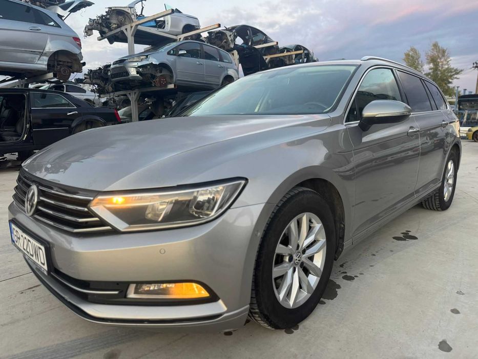 volkswagen passat B8 1.6 TDI EURO6 2016 AVARIAT lovit AVARIATE